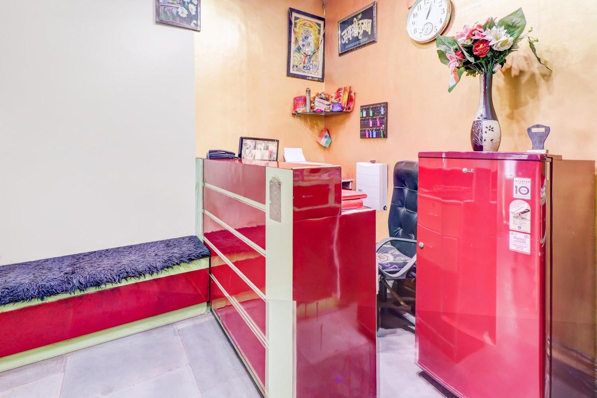 Spot On Siddhi Maa Hotel Гвалиор Екстериор снимка