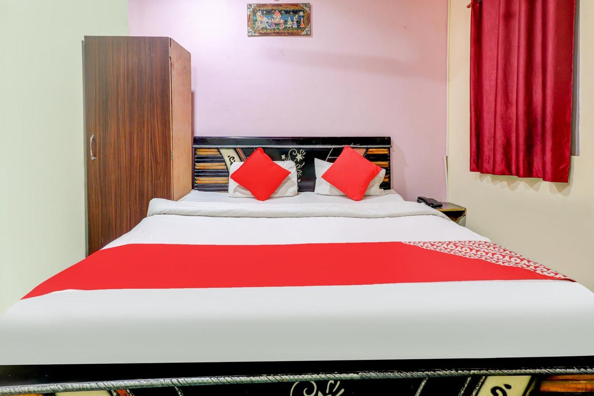Spot On Siddhi Maa Hotel Гвалиор Екстериор снимка